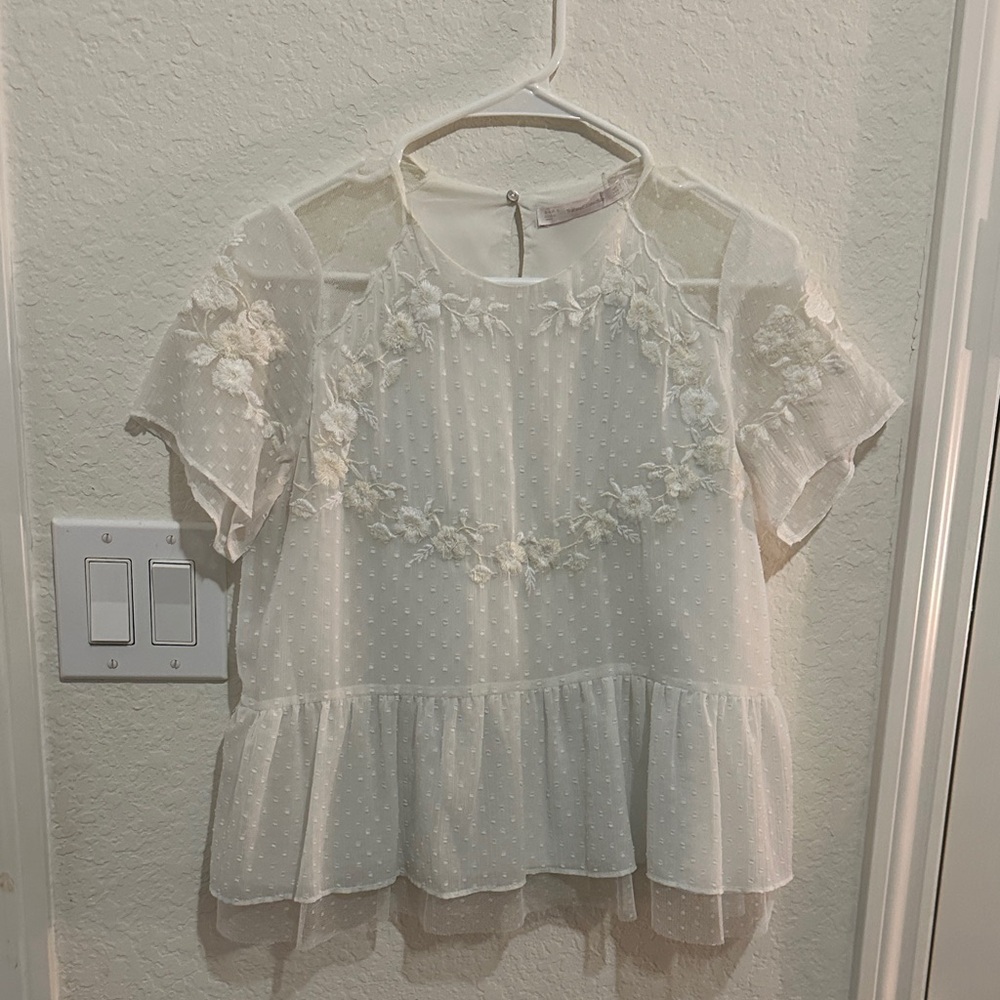 Zara White Floral Embroidered Blouse